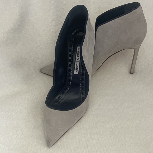 Manolo Blahnik🦋 Grey Espedal Collar Pointed Toe - Picture 5 of 7